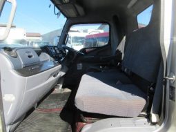 Mitsubishi Fuso Canter 2015 full