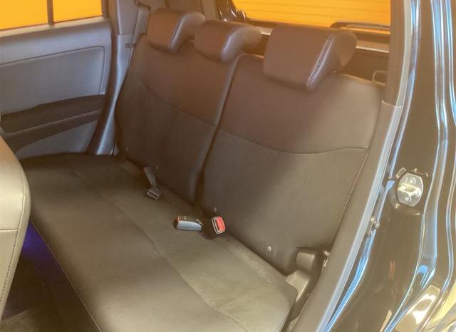 Toyota BB Z Kirameki 2016 full