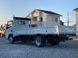 Mitsubishi Fuso Canter Long High Floor DX 2016 full