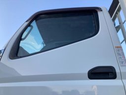 Mitsubishi Fuso Canter Long High Floor DX 2016 full