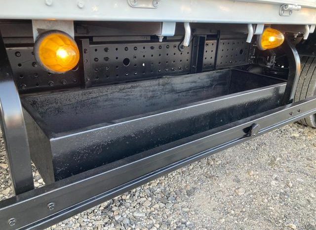 Mitsubishi Fuso Canter Long High Floor DX 2016 full