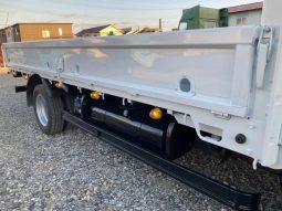 Mitsubishi Fuso Canter Long High Floor DX 2016 full