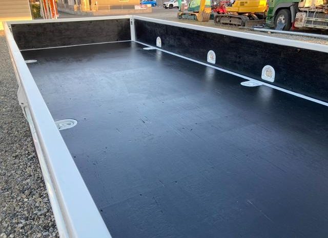 Mitsubishi Fuso Canter Long High Floor DX 2016 full