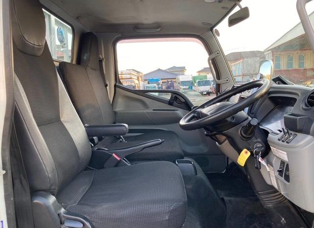 Mitsubishi Fuso Canter Long High Floor DX 2016 full