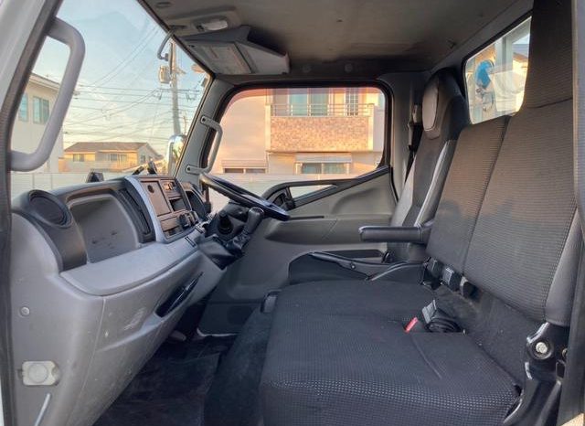 Mitsubishi Fuso Canter Long High Floor DX 2016 full