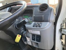 Mitsubishi Fuso Canter Long High Floor DX 2016 full