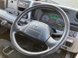 Mitsubishi Fuso Canter Long High Floor DX 2016 full