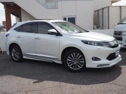 Toyota Harrier Premium Advanced 2015 full