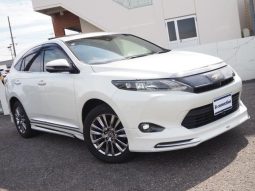 Toyota Harrier Premium Advanced 2015 full