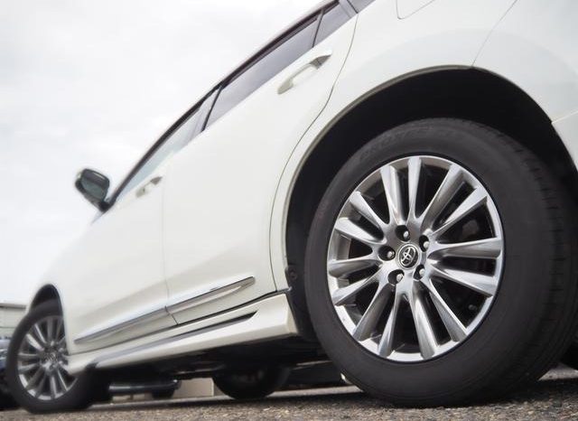 Toyota Harrier Premium Advanced 2015 full