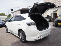 Toyota Harrier Premium Advanced 2015 full