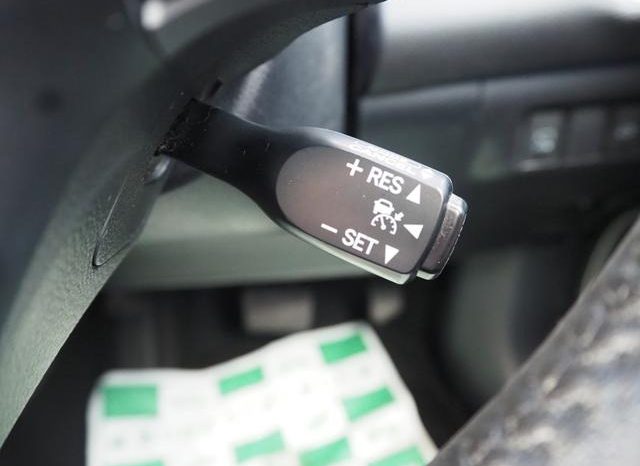 Toyota Harrier Premium Advanced 2015 full