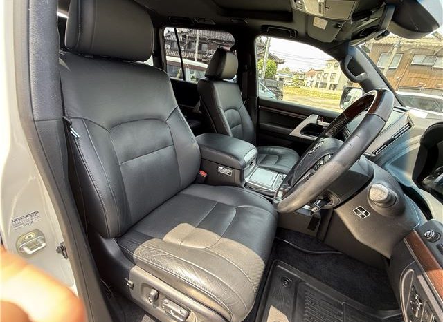 Toyota Land Cruiser ZX 2016 full