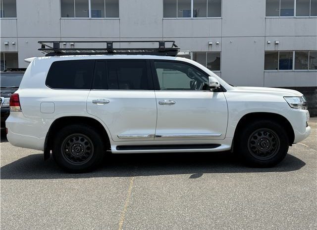 Toyota Land Cruiser ZX 2016 full