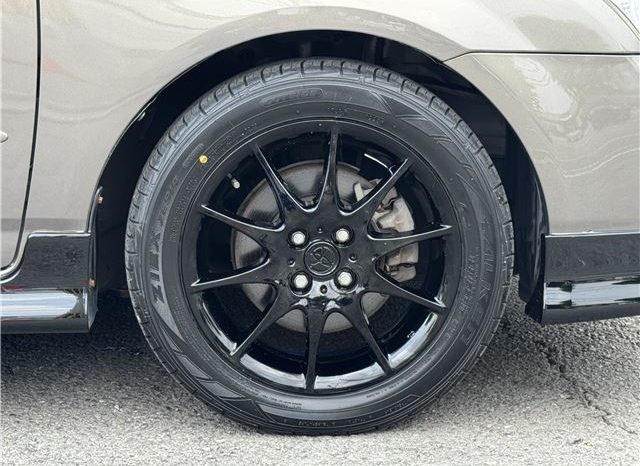 Toyota Corolla Runx Z Aero Tourer 2004 full