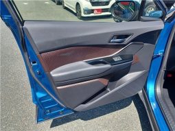 Toyota CH-R (  G ) 2016 full