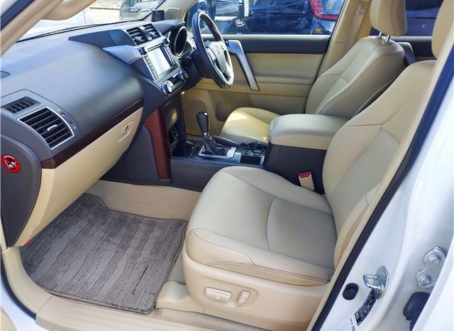 Toyota Land Cruiser Prado TX-L 2016 full