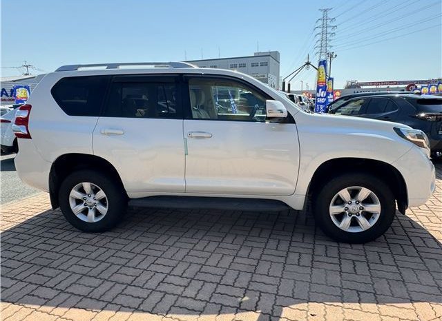 Toyota Land Cruiser Prado TX-L 2016 full