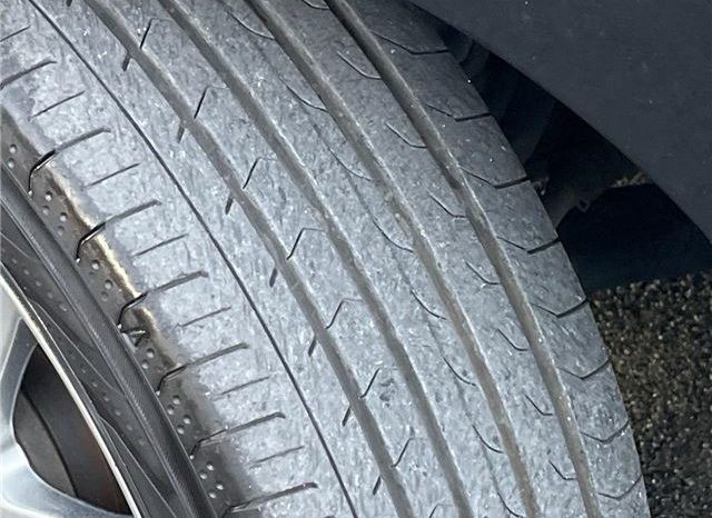 Toyota Voxy ZS Kira II full