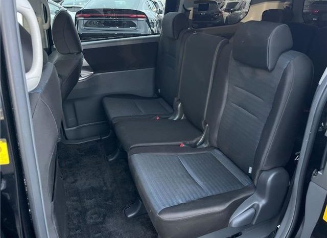 Toyota Voxy ZS Kira II full