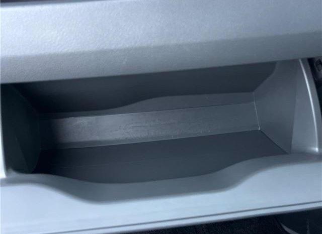 Toyota Voxy ZS Kira II full