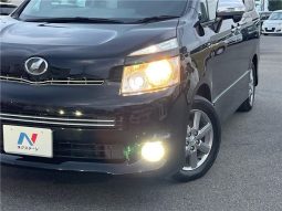 Toyota Voxy ZS Kira II full