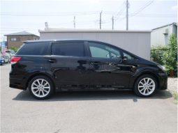 Toyota Wish 2.0 Z 2009 full