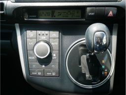 Toyota Wish 2.0 Z 2009 full