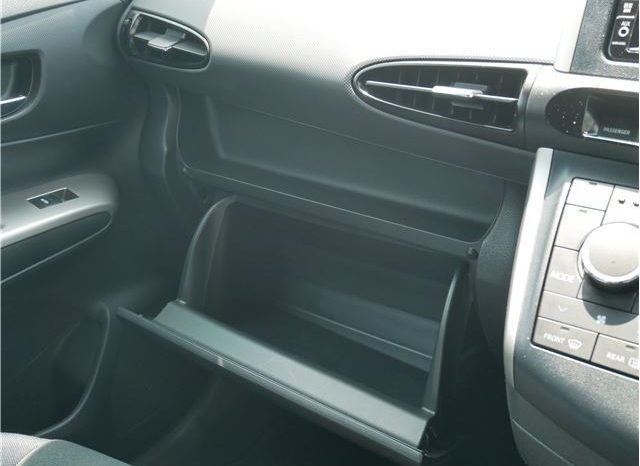 Toyota Wish 2.0 Z 2009 full