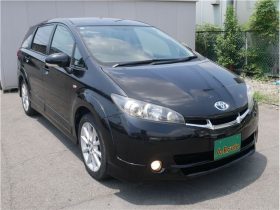 Toyota Wish 2.0 Z 2009
