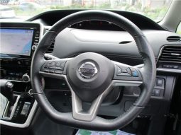 Nissan Serena Highway Star V Selection II 2018 full