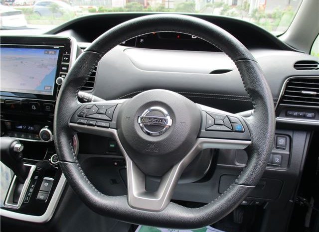 Nissan Serena Highway Star V Selection II 2018 full