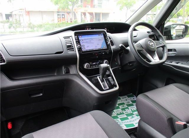 Nissan Serena Highway Star V Selection II 2018 full
