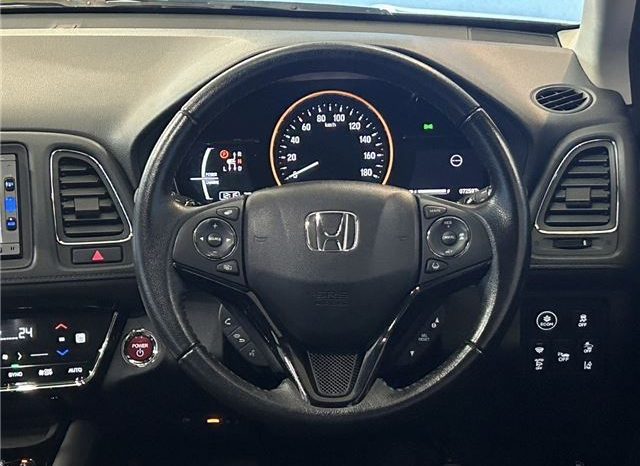 Honda Vezel Hybrid X Honda Sensing 2017 full