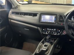 Honda Vezel Hybrid X Honda Sensing 2017 full