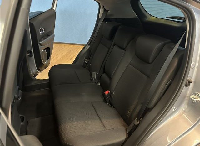 Honda Vezel Hybrid X Honda Sensing 2017 full