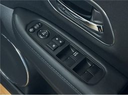 Honda Vezel Hybrid X Honda Sensing 2017 full