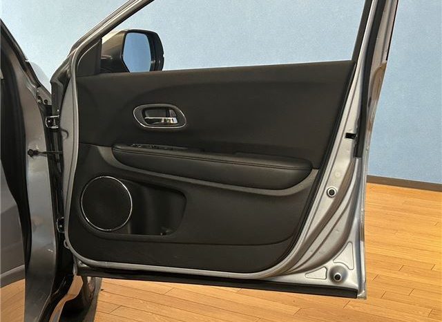 Honda Vezel Hybrid X Honda Sensing 2017 full