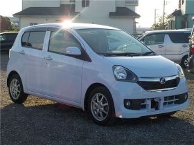 Daihatsu Mira E.S GSA 2016