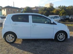 Daihatsu Mira E.S GSA 2016 full