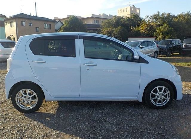 Daihatsu Mira E.S GSA 2016 full