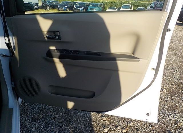 Daihatsu Mira E.S GSA 2016 full