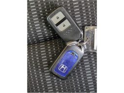 Honda Vezel 1.5 Hybrid Z Honda Sensing 2016 full