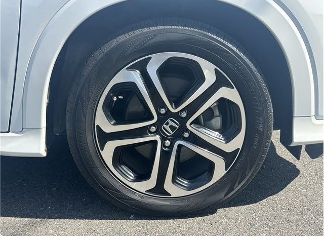 Honda Vezel 1.5 Hybrid Z Honda Sensing 2016 full