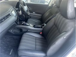 Honda Vezel 1.5 Hybrid Z Honda Sensing 2016 full