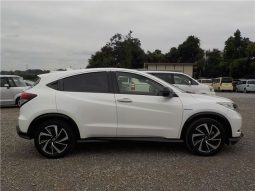 Honda Vezel Hybrid RS Honda Sensing 2017 full