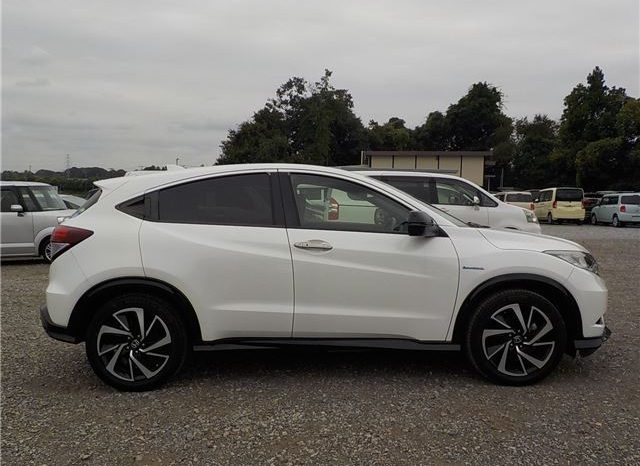 Honda Vezel Hybrid RS Honda Sensing 2017 full