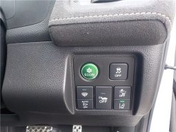 Honda Vezel Hybrid RS Honda Sensing 2017 full