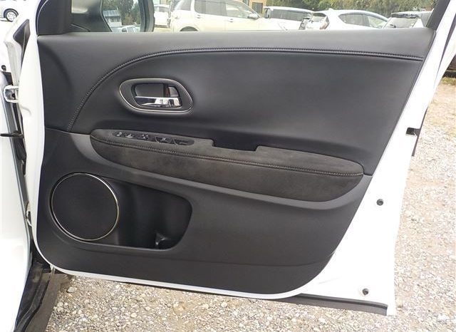 Honda Vezel Hybrid RS Honda Sensing 2017 full