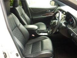 Toyota Harrier Premium Advanced 2014 full